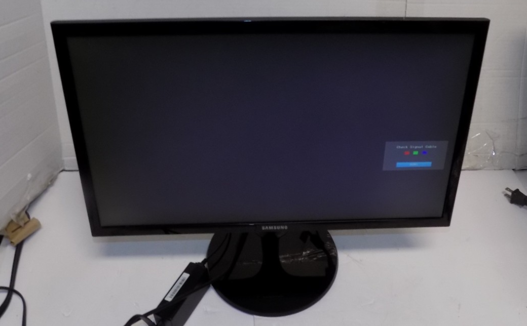 Samsung S22F352FH 22-Inch HD LED Computer Monitor HDMI VGA - $44.10
