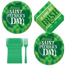 HOME &amp; HOOPLA Happy St. Patrick&#39;s Day Party Round Paper Dessert Plates, A Wee Bi - £13.63 GBP