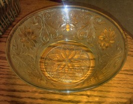 Vintage Clear Glass Serving Bowl Floral 8.5 Inch Crystal? - £20.83 GBP