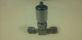 Nupro SS-BNV51-20 669636 Sealed Bellows Valve - $55.00