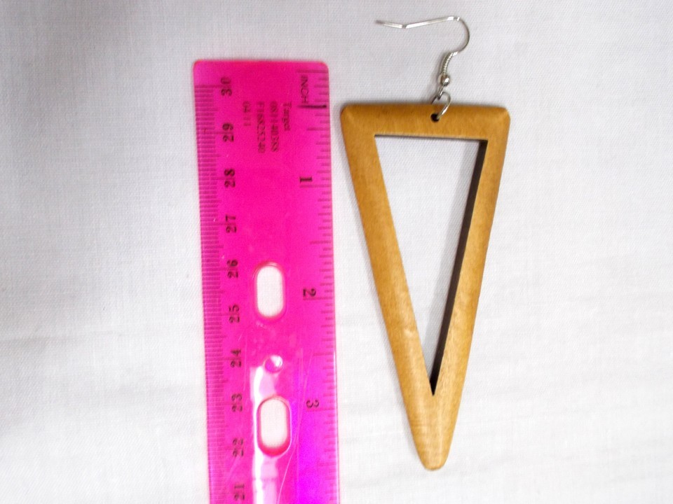 DIRTY BLONDE BROWN WOOD POINT TRIANGLE GEOMETRIC BOHEMIAN ELEMENTAL EARRINGS Item image 2