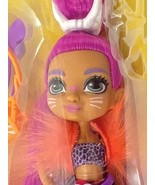CAVE CLUB Roaralai Fashion Girl Doll &amp; Dinosaur Pet Ferrell Prehistoric ... - $342.52 MXN