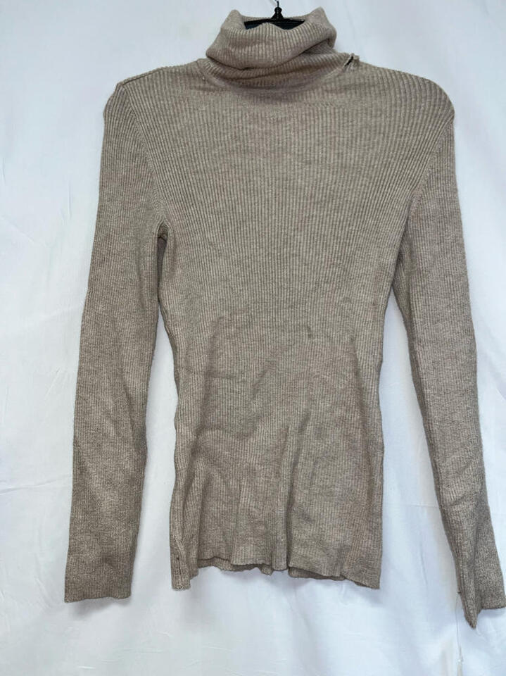 MSRP $50 Style &amp; Co Beige Turtleneck Sweater Size Medium (TEAR) - $9.69