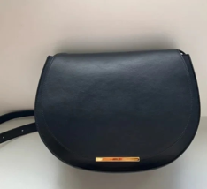 Cuyana Leather Classic Saddle Black Bag crossbody Beautiful NEW $499 - $177.92