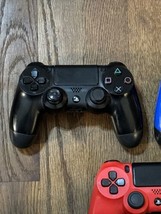 Lot of 3 PlayStation 4 Controllers All In Working Condition Blue Black Red - £51.45 GBP