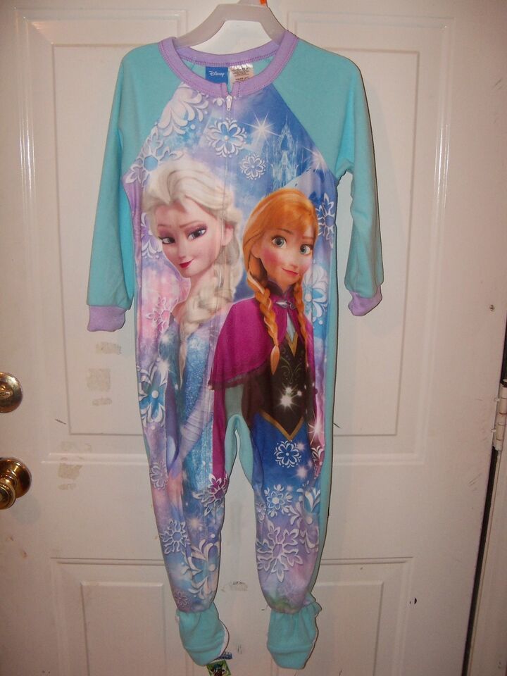 Disney Frozen Elsa and Anna Footed Sleeper Size 4T Girl's NEW HTF - $16.06