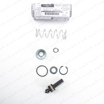 New Genuine Nissan Skyline R32 R33 R34 Clutch Master Cylinder Piston Rebuild Kit - £34.44 GBP