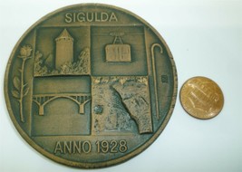 Beautiful Ceramic Wall Hanging Medal Sigulda Latvia Artist Made - £7.99 GBP