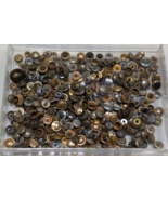 HUGE LOT OF 200+ VINTAGE SILVER &amp; GOLD TONE WRIST WATCH CROWNS - 79g - €60,17 EUR