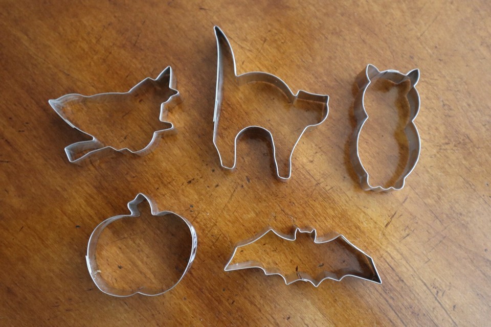 5 Metal Halloween Cookie Cutters Flying Witch Broom, Arched Cat, Owl, Ba... - $12.30