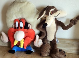 Sugarloaf Looney Tunes Yosemite Sam &amp; Wile E Coyote Coinstar Claw Machin... - $31.49