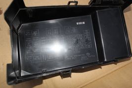2006-2008 MAZDA 6 ENGINE ROOM FUSE RELAY BOX ACCESS COVER LID TRIM M756 image 9
