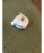 HP DC Stepping Motor PM42L-048-CDB0 RK2-0618 from CP4005n printer - $111.19 MXN