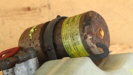 01-02 Toyota 4Runner Abs Brake Master Cylinder Pump w/ Accumulator & Motor Assy image 7