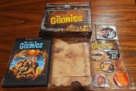 The Goonies 1985 Collectible Giftset Edition 4K UHD &amp; Blu Ray w/ Buttons - READ - £62.92 GBP