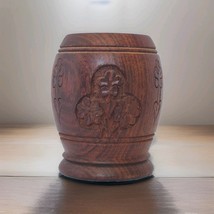 Vtg Hand Carved Wood Vessel Floral 70&#39;s 4&quot; Walnut? Vase Pestle Cup Plant... - $352.66 MXN
