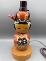 Vintage Kokeshi Doll Wooden Table Lamp Electric Hand Painted Tested WORKS - $927.05 MXN