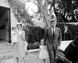 President John F. Kennedy and family after Easter Mass 1962 - New 8x10 Photo - £6.88 GBP