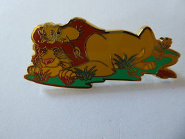 Disney Trading Pins 170042 Mufasa and Simba - Crouched Together in Grass - Lio - £14.42 GBP