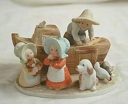 Circle of Friends Noah&#39;s Ark Porcelain Figurine by Masterpiece 1995 HOMCO - $39.59