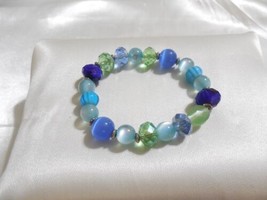 Department Store 7&quot; Jeweled Shades of Blue Beaded Stretch Bracelet R924 - $9.64