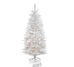 4.5&#39; Kingswood White Fir Tree with Clear Lights - £74.19 GBP