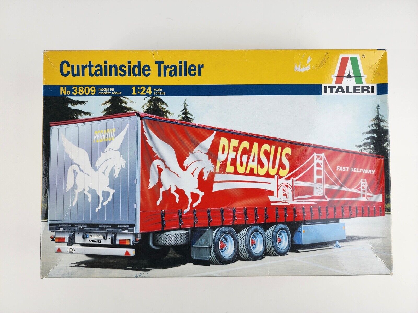 Italeri Curtainside Trailer Model Kit 1:24 Pegasus New in Open Box, unassembled - £62.05 GBP
