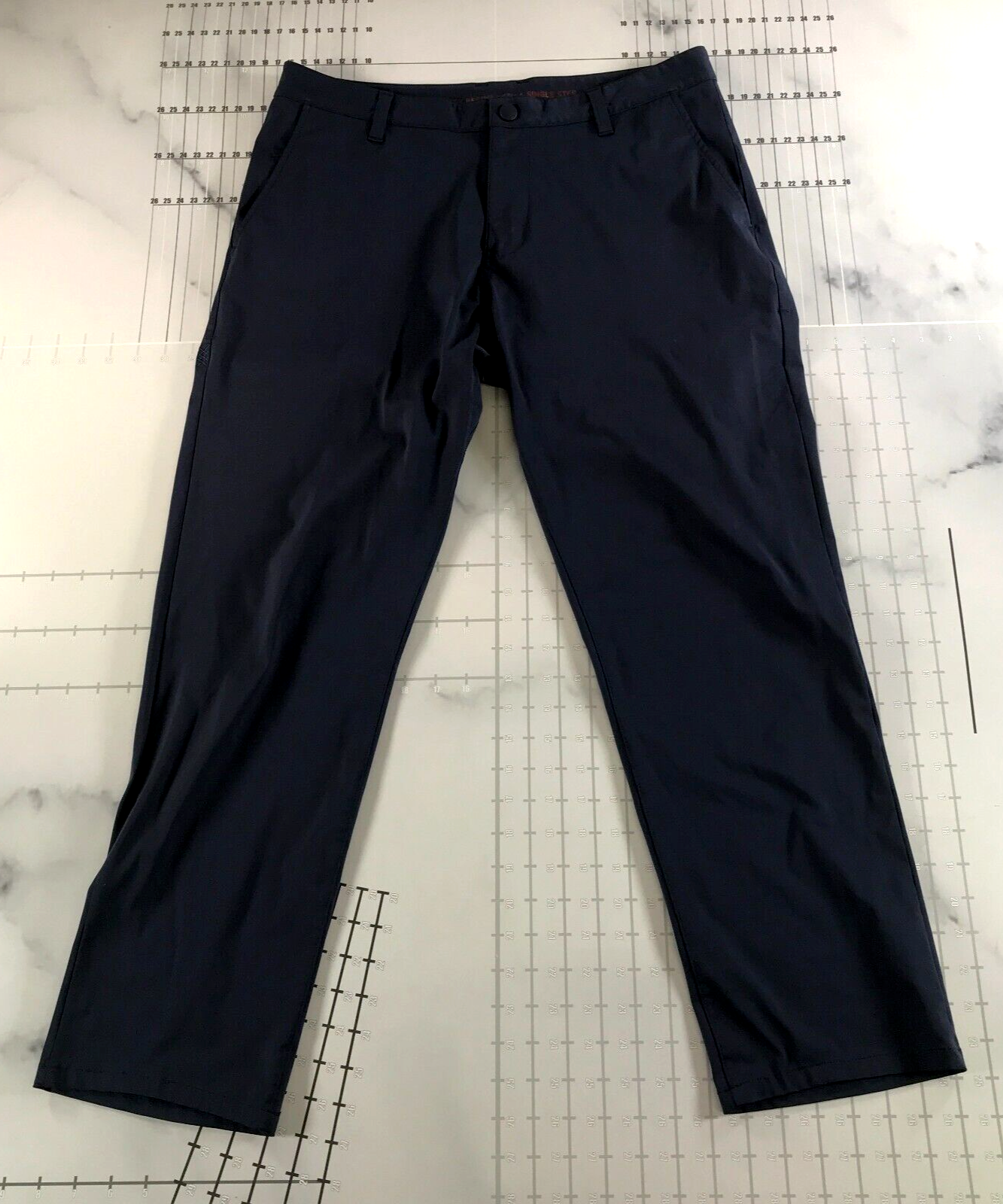 Rhone Hose Herren 33x27 Blau Gerades Bein Mid-Rise Reißverschluss Fly Le... - $34.64