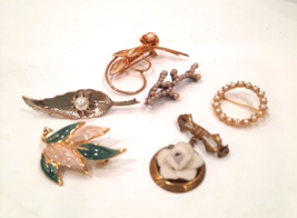 Lot of 6 Vintage Brooch Pins Scatter Goldtone Pearl Enamel - some OOAK and HTF - £25.58 GBP