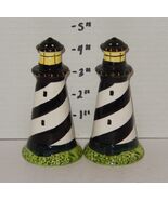 Lighthouse Salt and Pepper Shakers Black White Green Nautical - €12,71 EUR