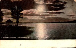 Vintage Hugh C. Leighton POSTCARD- Sunset On Lake Chautaugua, Ny BK61 - £3.52 GBP
