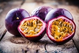 PWO 10+ Passion Fruit Seeds |  Purple Edulis Passionfruit Vine Edible - $6.38