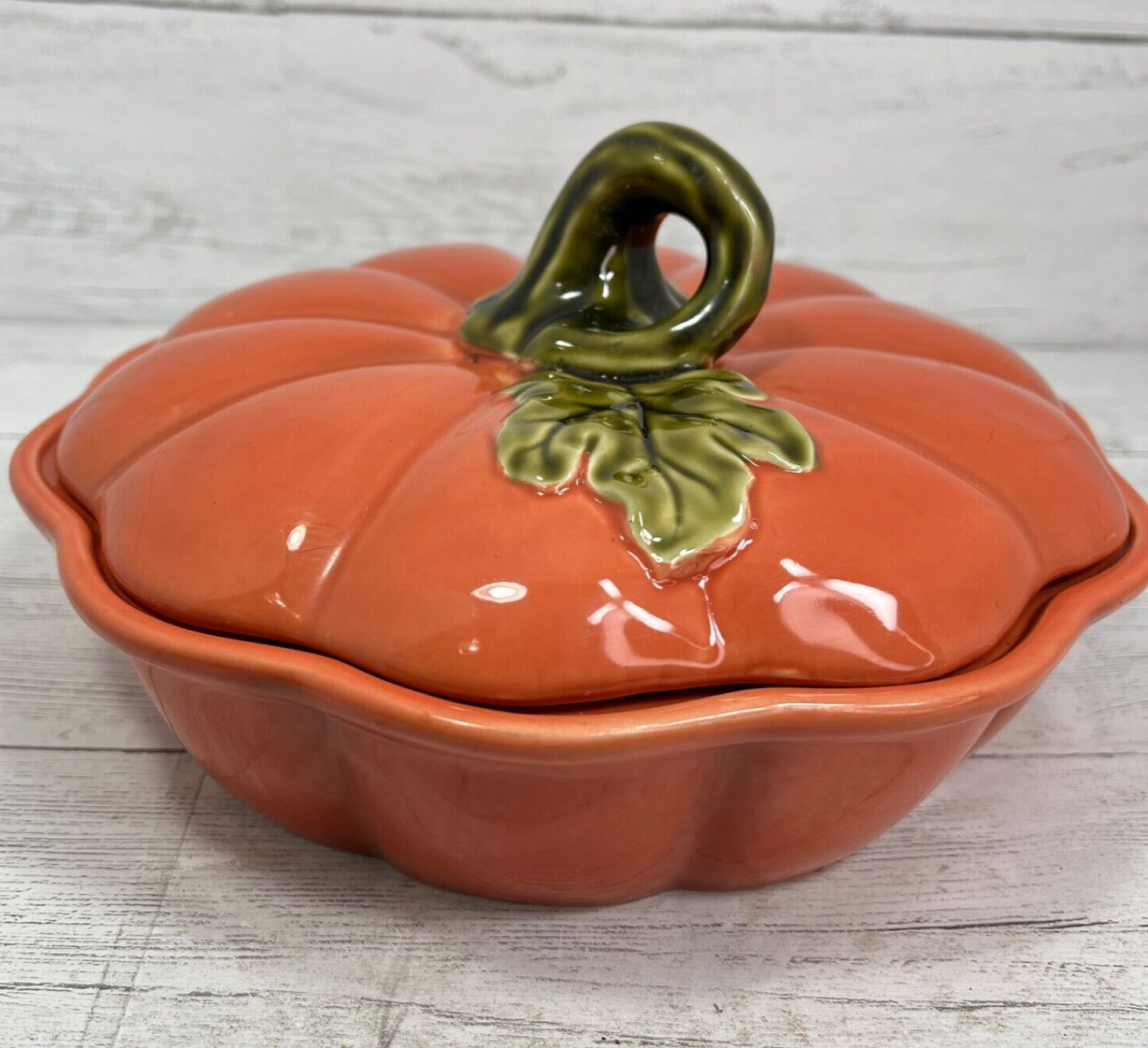 Primary image for Better Homes Gardens Ceramic Pumpkin Pie Covered Baking Dish Casserole New