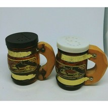 Collectable 1976 Seaworld Salt and Pepper shakers.read description - £5.40 GBP