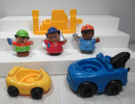 Fisher Price Little People Tow truck Car Mechanics Figures gas pump fenc... - £10.51 GBP