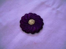 20 Rich Embroidery Iron On Applique Gorgeous Purple With Metalic Gold Flowers - £13.36 GBP