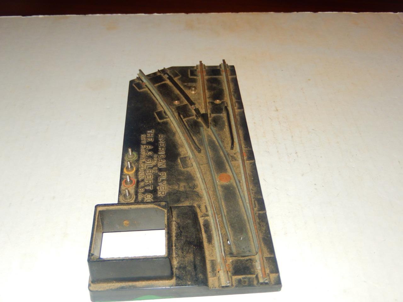 AMERICAN FLYER - POST-WAR -LEFT HAND SWITCH -  NO MOTOR- MISSING RAIL- - H6 - $3.15