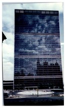 United Nations Secretariat Building New York City Unused Postcard - £4.74 GBP
