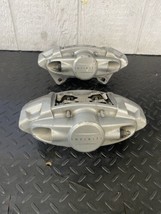 OEM 2018-18 Infiniti G37 G35 Rear Set Left Right Akebono Brake Calipers - £176.00 GBP