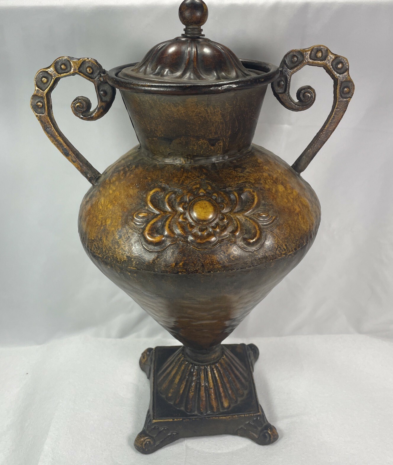 Vase / URN Or Household Decorative Accent piece …. Heavy And Nice Looking - $26.24