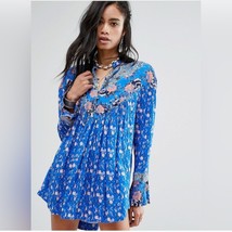Free People Wildflower Fields Tunic Blouse Boho Blue Floral Bell Sleeve ... - $24.99