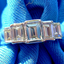 Earth mined Diamond Vintage Wedding Bridal Band Deco Emerald cut Ring 14k Gold - $138,528.22 MXN