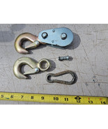 25DD33 ASSORTED HARDWARE: STEEL HOOK, STEEL HOOK WITH PULLEY &amp; SHEAVE, E... - £5.72 GBP