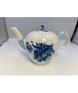 Royal Copenhagen Denmark BLUE FLOWERS CURVED Teapot #143 - £196.13 GBP
