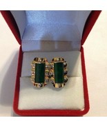 14K Solid Yellow Gold Jade Stud Earrings - £499.96 GBP