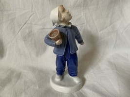 B&amp;G Bing &amp; Grondahl 2251 Child Figurine Holding a Bucket “WHO’S CALLING?” EUC - £39.56 GBP