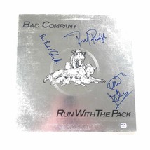 Paul Rodgers Simon Kirke &amp; Dave Colwell signed Run With The Pack LP Viny... - £319.33 GBP