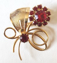 Floral Brooch Pin Ruby Red Rhinestones Gold Tone Setting Prong Set Stones 1960s - £19.94 GBP