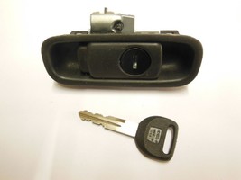 1998 1999 2000 2001 2002 HONDA ACCORD GLOVE BOX LOCK LATCH DARK GRAY - $376.92 MXN