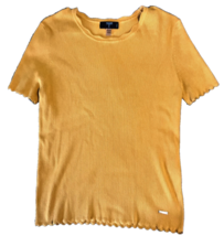 Tahari Womans Gold Yellow Ribbed Short Sleeve Shirt Size Petite Medium - $6.99